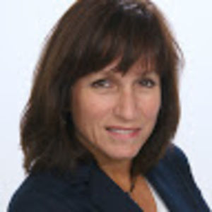 Meet your Posher, Dina